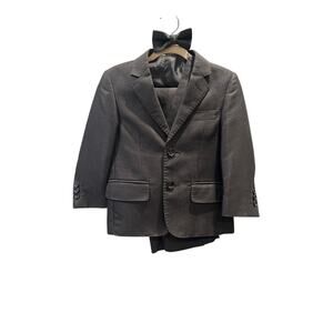 Black boys toddlers 3T Braveman 4 piece tuxedo suit
